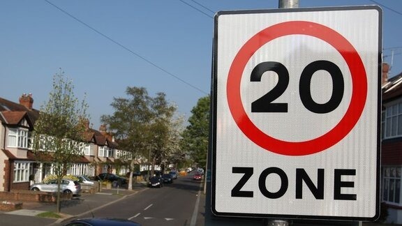 Everything You Need To Know About Uk Speed Limits Perrys Blog