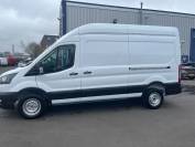 FORD TRANSIT 2024 (K0120)