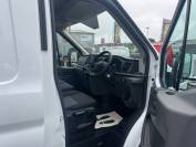 FORD TRANSIT 2025 (H0054 1F)