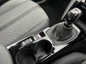 PEUGEOT 208 2024 (24)
