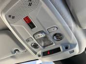 PEUGEOT 208 2024 (24)