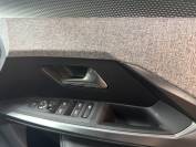 PEUGEOT 3008 2024 (25)