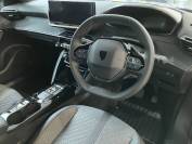 PEUGEOT E-2008 2025 (25)