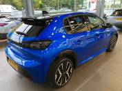 PEUGEOT E-208 2025 (25)