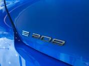 PEUGEOT E-208 2025 (25)