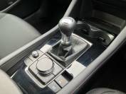 MAZDA 3 2024 (24)