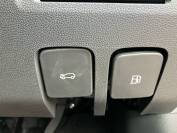 MG ZS 2023 (72)
