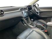 MG ZS 2022 (71)