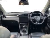 MG ZS 2022 (71)