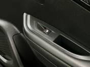 PEUGEOT 2008 2022 (71)
