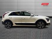 KIA NIRO 2022 (72)