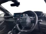 PEUGEOT 208 2021 (21)