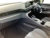 PEUGEOT 3008 2019 (69)