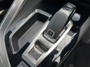 PEUGEOT 3008 2019 (69)