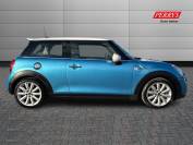 MINI HATCHBACK 2017 (17)