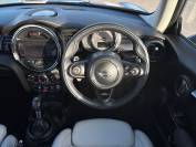 MINI HATCHBACK 2017 (17)