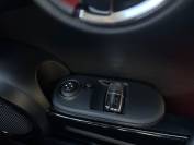 MINI HATCHBACK 2017 (17)