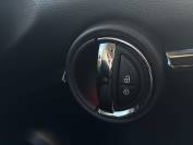 MINI HATCHBACK 2017 (17)