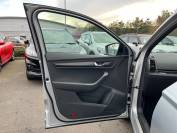 SKODA KAROQ 2020 (20)