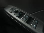 FORD KUGA 2024 (74)