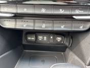 HYUNDAI SANTA FE 2019 (69)