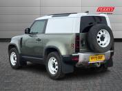 LAND ROVER DEFENDER 2024 (73)