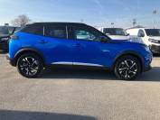 PEUGEOT 2008 2022 (71)