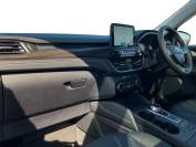 FORD KUGA 2024 (73)