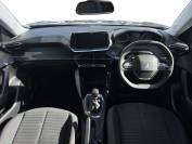 PEUGEOT 2008 2022 (71)
