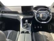 PEUGEOT 3008 2021 (71)