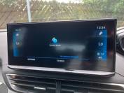 PEUGEOT 3008 2021 (71)