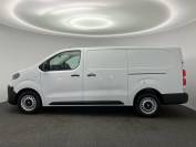 VAUXHALL VIVARO 2025 