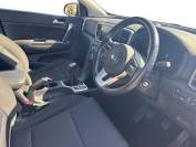KIA SPORTAGE 2022 (71)