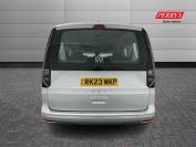 VOLKSWAGEN CADDY MAXI 2023 (23)