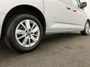 VOLKSWAGEN CADDY MAXI 2023 (23)