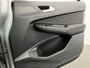 VOLKSWAGEN CADDY MAXI 2023 (23)