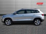 SKODA KAROQ 2022 (22)