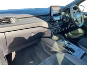 FORD KUGA 2024 (24)