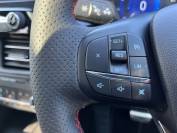FORD KUGA 2024 (24)