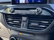 FORD KUGA 2024 (24)