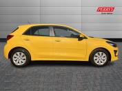 KIA RIO 2022 (22)