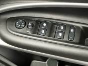 JEEP AVENGER 2024 (24)