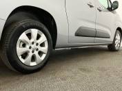 VAUXHALL COMBO-LIFE 2025 (25)
