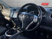 NISSAN NAVARA 2020 (70)