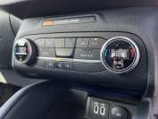 FORD KUGA 2022 (22)
