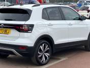 VOLKSWAGEN T-CROSS 2023 (73)