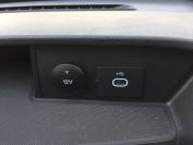 FORD TRANSIT 2024 (74)