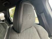 PEUGEOT 5008 2024 (74)