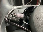 SKODA KAROQ 2022 (71)