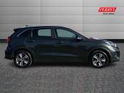 KIA NIRO 2022 (71)